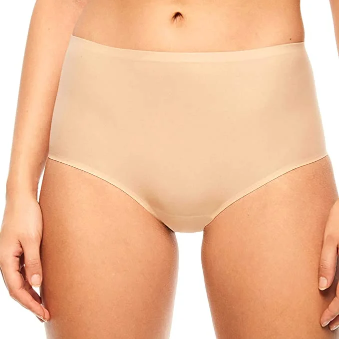 moisture wicking panties for women during workoutsChantelle 2647, Soft Stretch Seamless Brief Panty moisture wicking panties for women during workoutsChantelle 2647, Soft Stretch Seamless Brief Panty