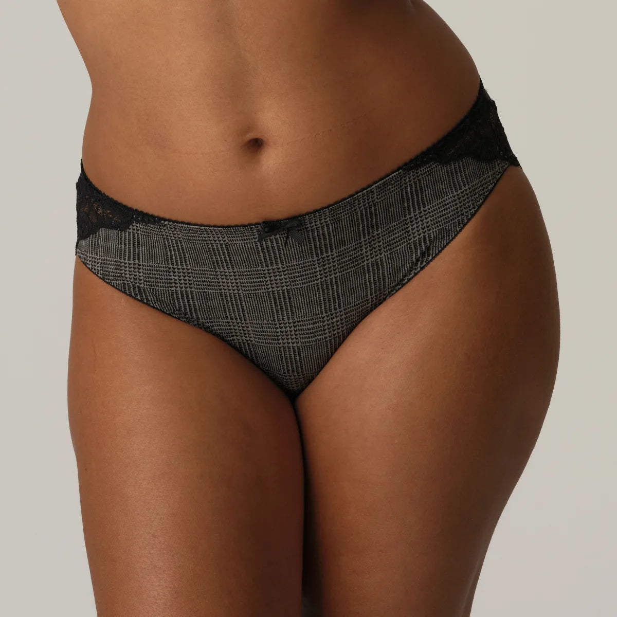 seamless shape - wear women briefs for a seamless appearancePrima Donna Madison Rio Brief in Black Tailor seamless shape - wear women briefs for a seamless appearancePrima Donna Madison Rio Brief in Black Tailor