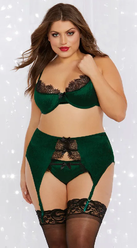 Plus Size Velvet Vibe Bra Set