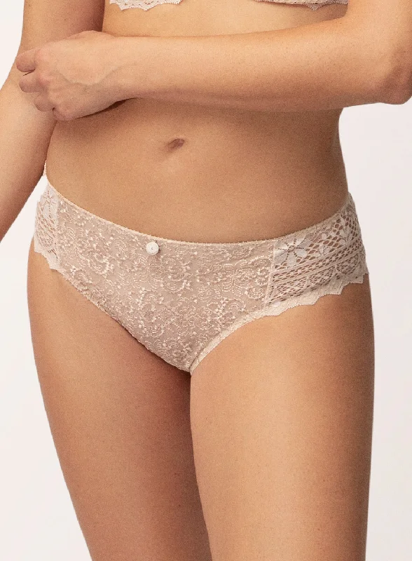 Cassiopee Creamy B Brief