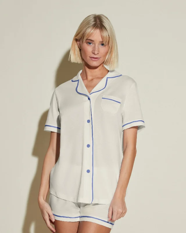 Bra with a lace - lined cup for a feminine and elegant look​ Conjunto De Pijama Con Camisa De Manga Corta Y Pantalones Cortos