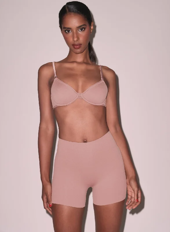 Bra with a reversible design for double the style options Le Stretch Micro Bike Short Bra with a reversible design for double the style options Le Stretch Micro Bike Short