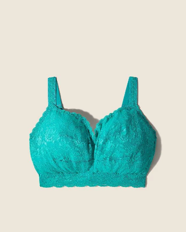 Bra with a textured fabric for added visual interest​ Bralette Sweetie Super Curvy