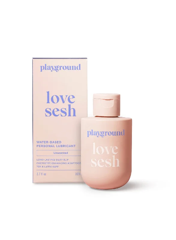 Bra with an anti - itch lining for added comfort​ Playground Love Sesh Lubricant