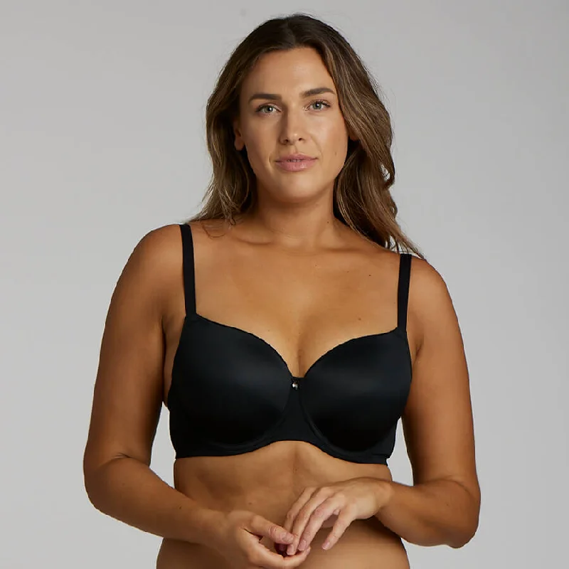 Bra with a seamless back for a smooth look under clothes​ T Shirt Bra (Convertible)