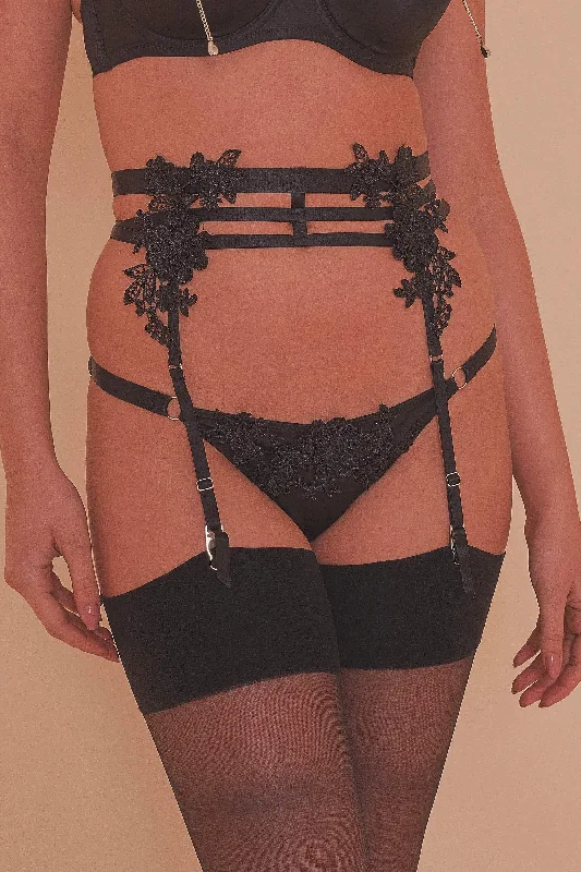 Full - cup bras providing maximum coverage and support Virginia Guipure Suspender Belt Full - cup bras providing maximum coverage and support Virginia Guipure Suspender Belt