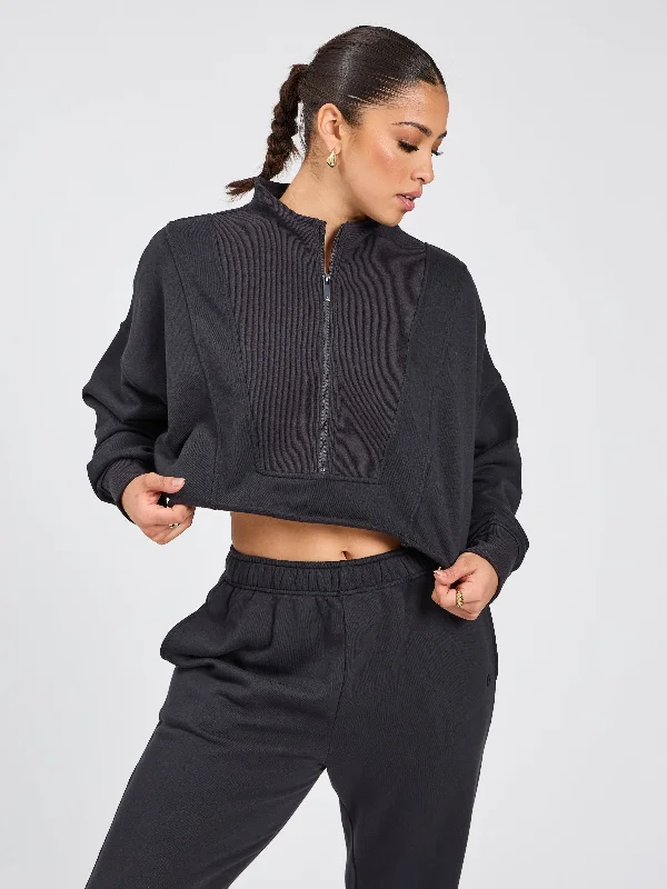 Threads Quarter Zip Crop - Onyx Black